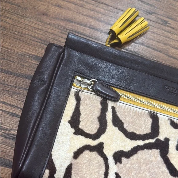 Coach Clutch Leopard Print Brown Leather - Picture 4 of 8